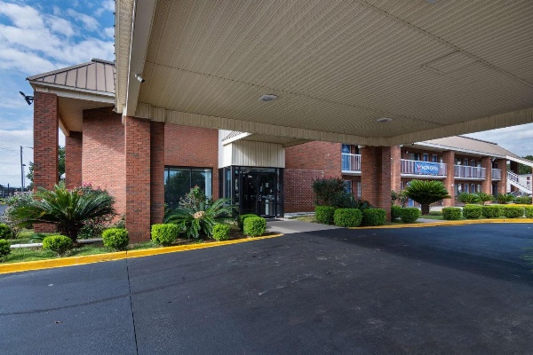 Motel 6-Montgomery, AL - Coliseum image 2
